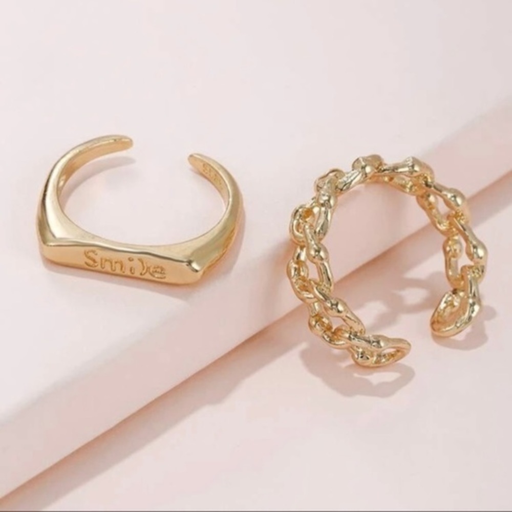 3/$30 💛 2pcs Ring Set - Picture 2 of 5
